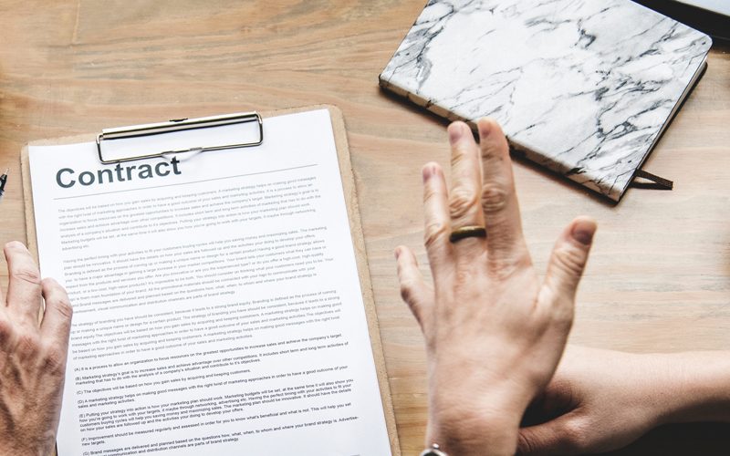 Fundraising Contracts – what to include?